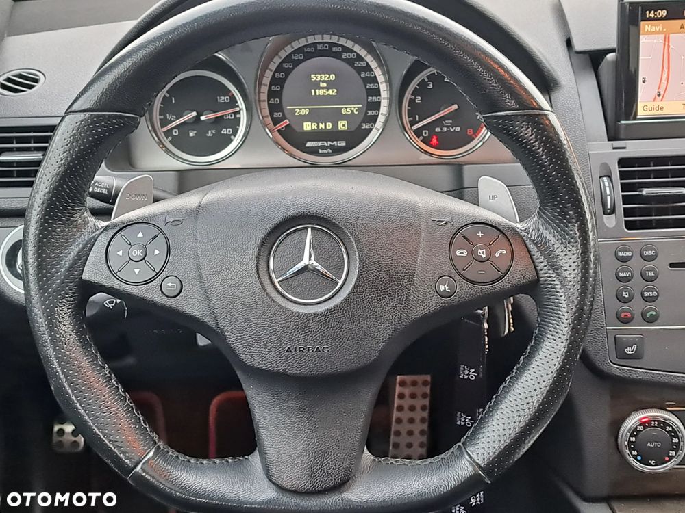 Mercedes-Benz Klasa C 63 AMG 7G-TRONIC - 14