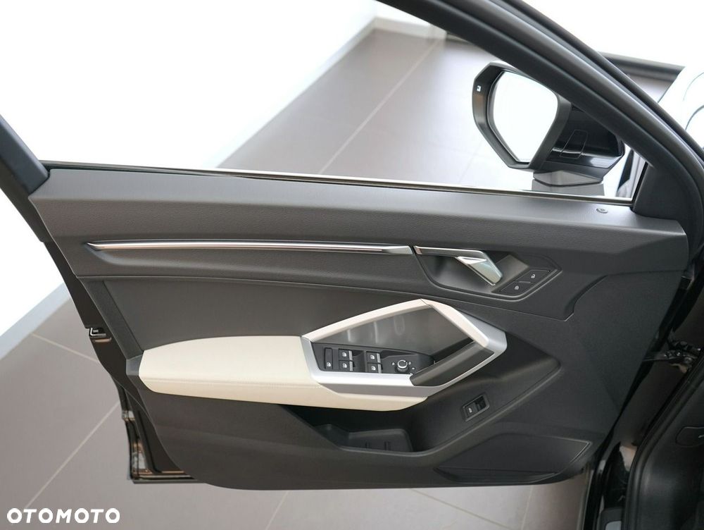 Audi Q3 - 12