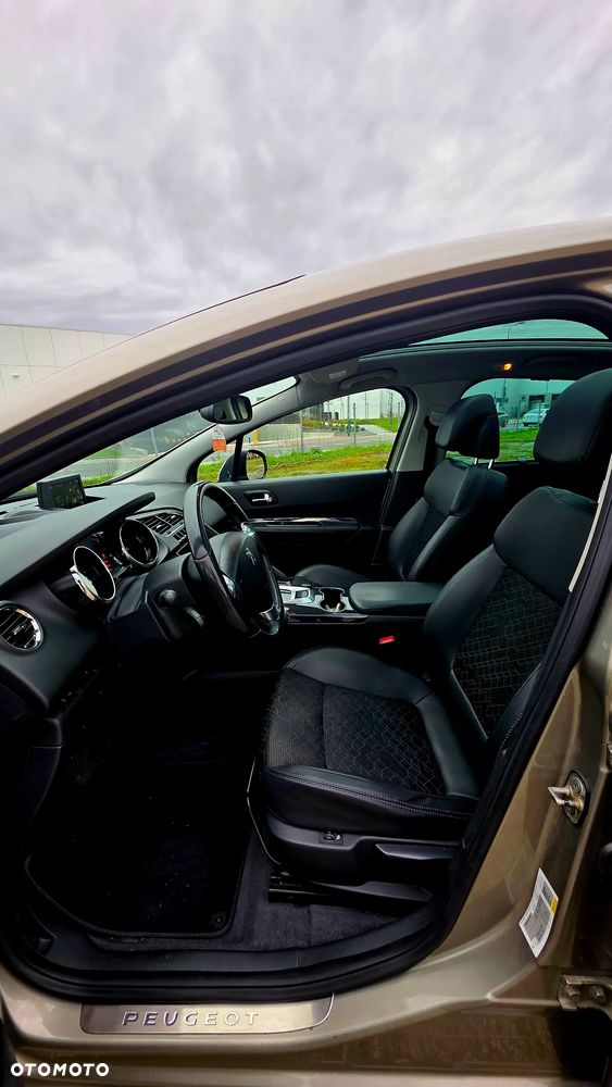 Peugeot 3008 2.0 HDi Allure - 10
