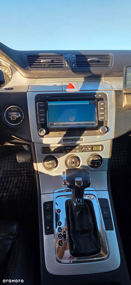 Volkswagen Passat 2.0 TDI Highline DSG - 13