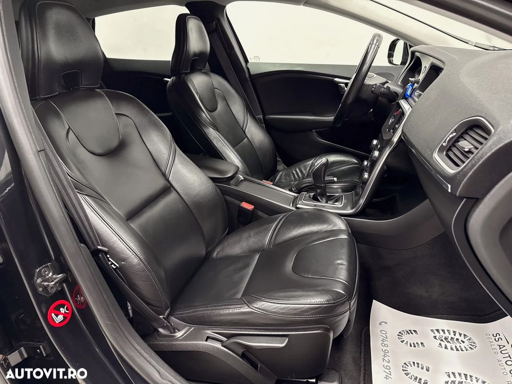 Volvo V40 D2 ECO Momentum - 6