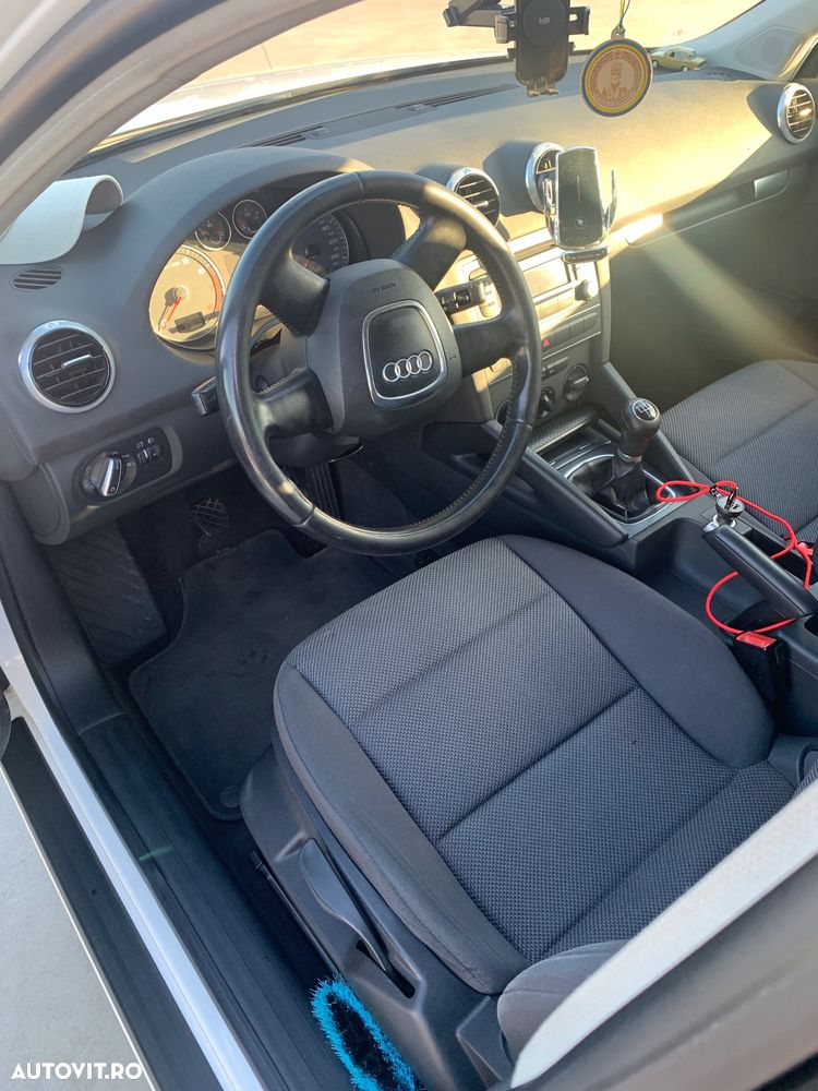 Audi A3 Sportback - 6