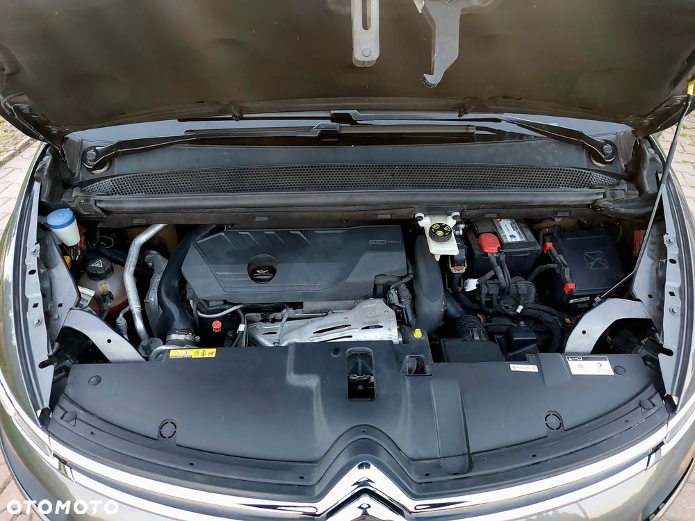 Citroën C4 SpaceTourer 1.6 PureTech Shine S&S EAT8 - 17