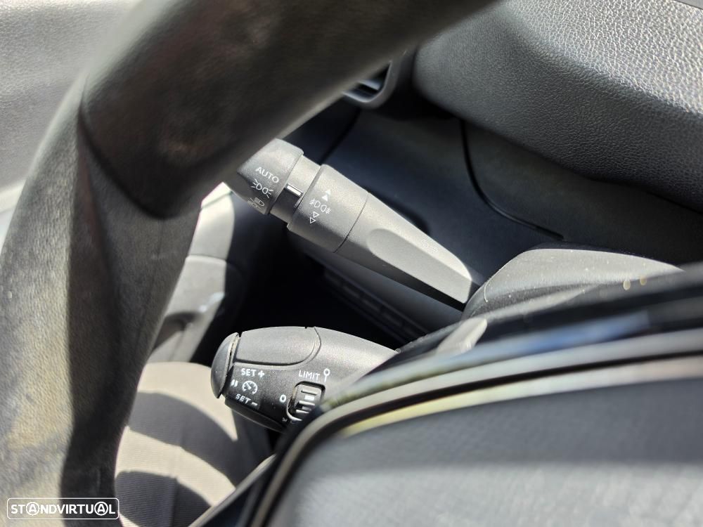 Peugeot Partner 1.5 BlueHDi Premium Longa - 17