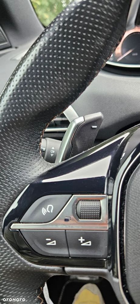 Peugeot 5008 1.6 PureTech GT S&S EAT8 - 34