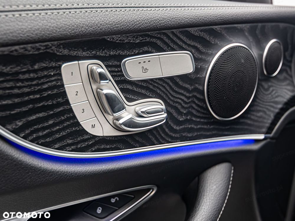 Mercedes-Benz Klasa E - 8