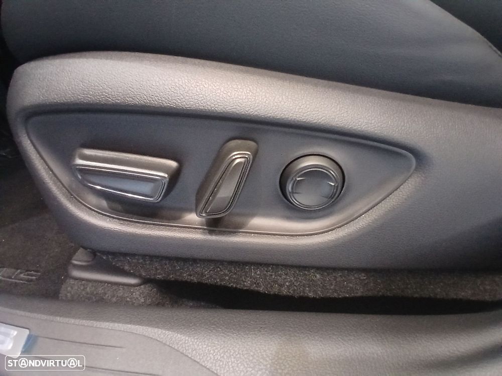 Lexus LBX Relax - 21