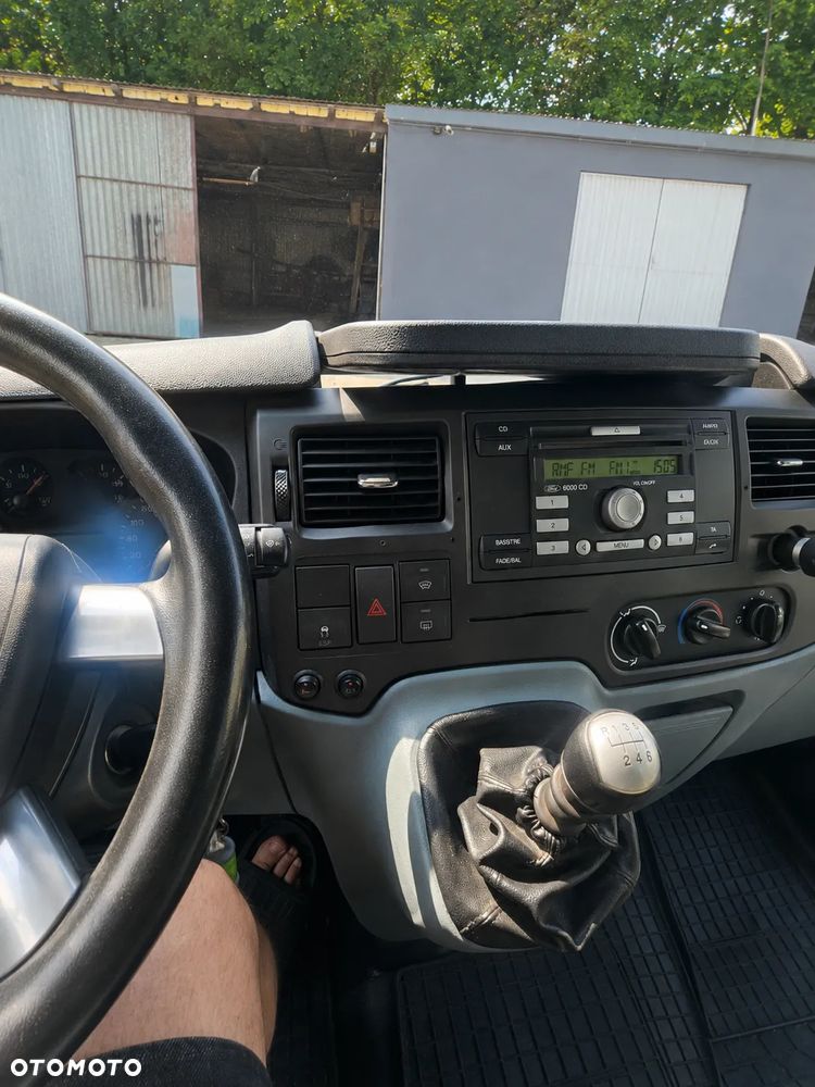 Ford transit 350L DC 2.4 TDCi Duratorq Diesel - 13
