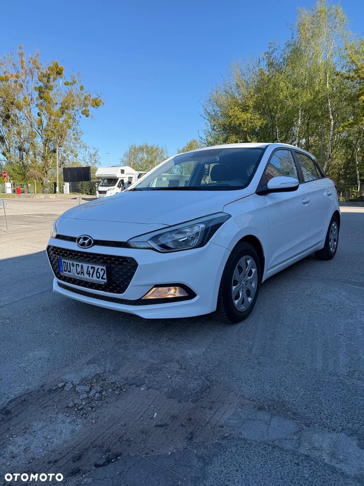 Hyundai i20 1.2 Select - 11