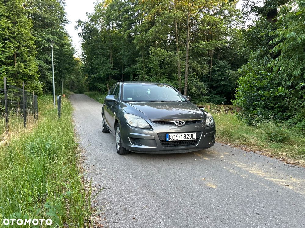 Hyundai i30 1.4 Comfort World Cup - 12