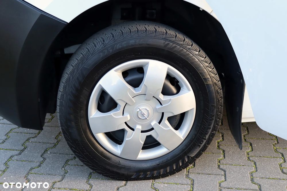 Opel movano - 17