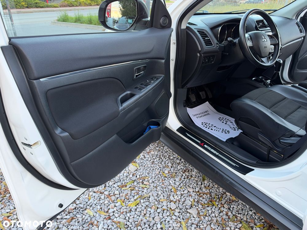 Mitsubishi ASX - 25