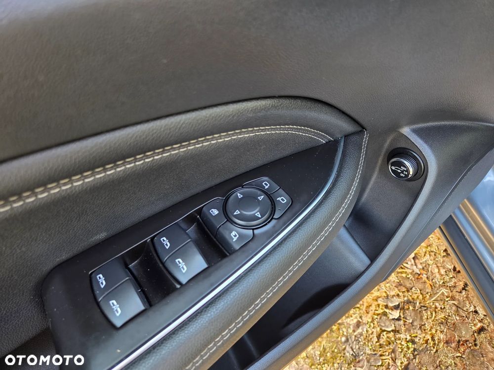 Opel Insignia 2.0 Business Edition - 13