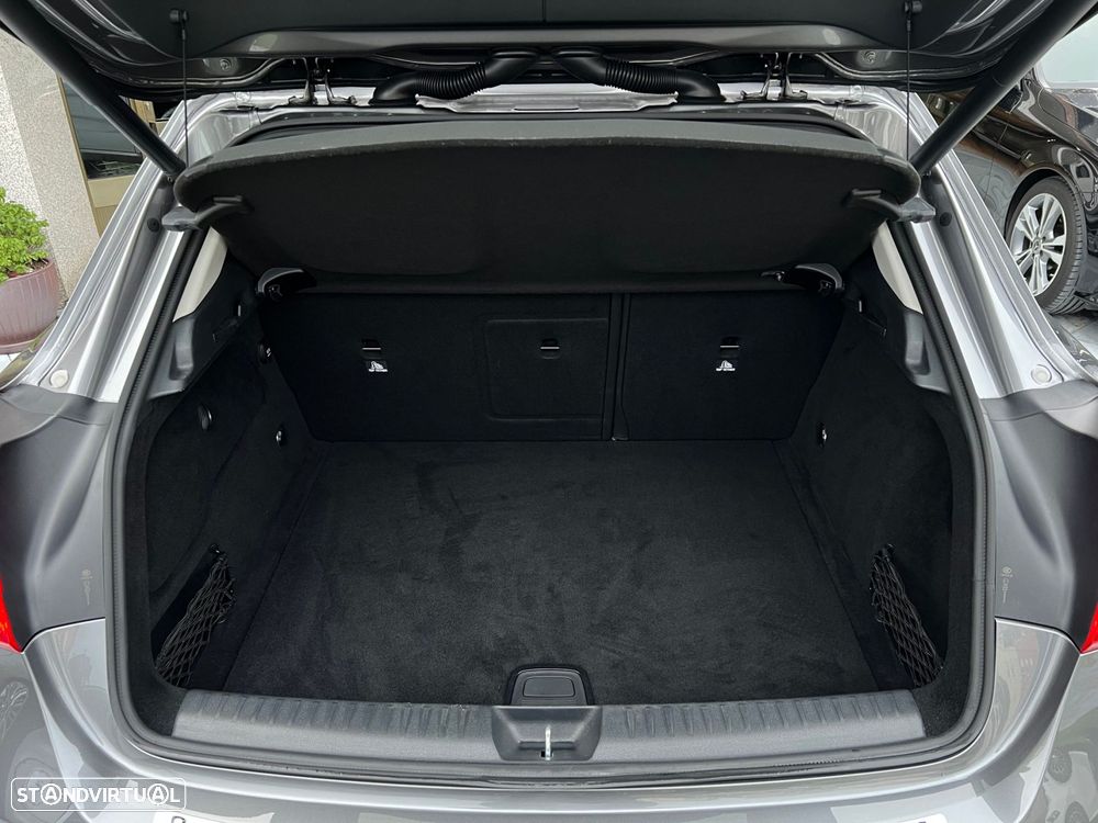 Mercedes-Benz GLA 220 CDi Urban 4-Matic - 27