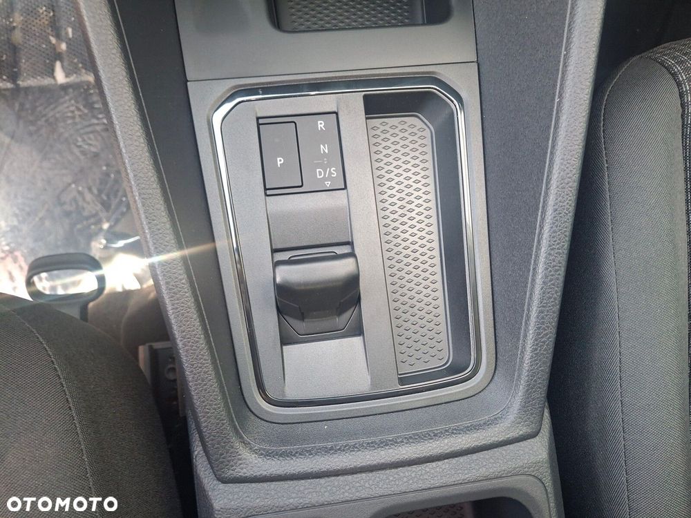 Volkswagen Caddy - 22