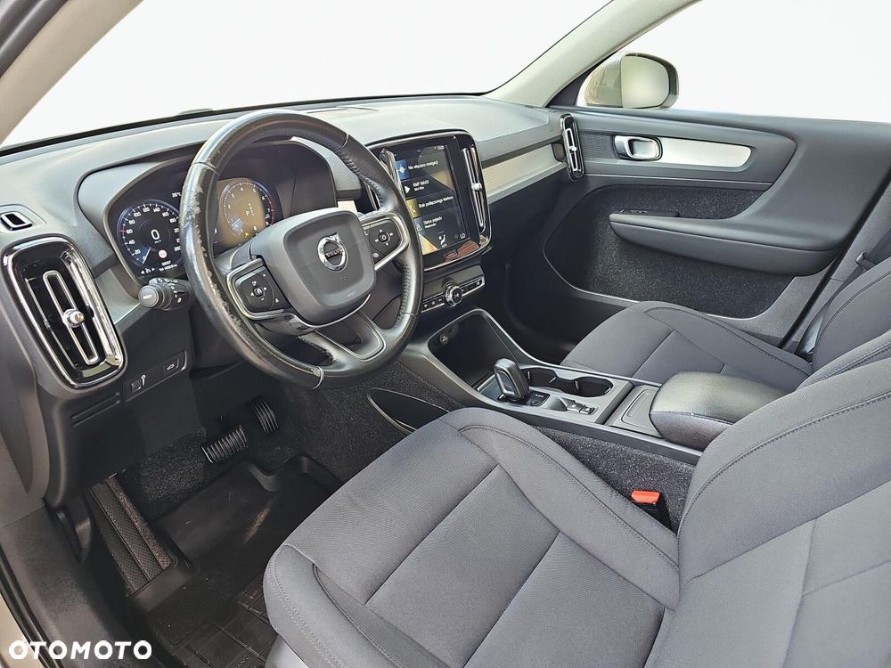 Volvo XC 40 - 11