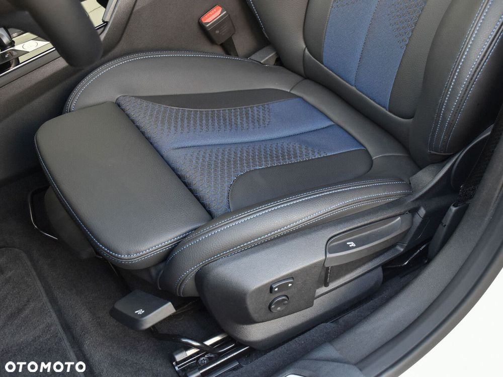BMW Seria 2 - 27