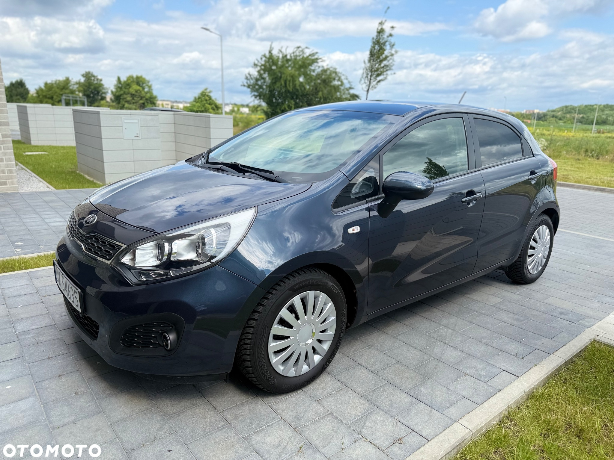 Kia Rio - 3
