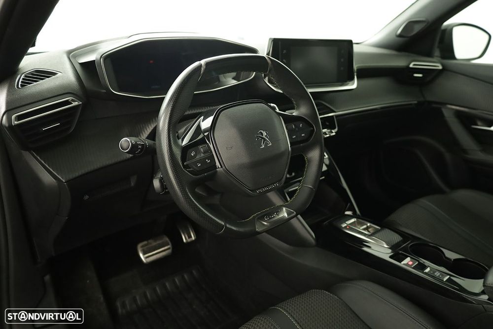 Peugeot 2008 1.2 PureTech GT EAT8 - 7