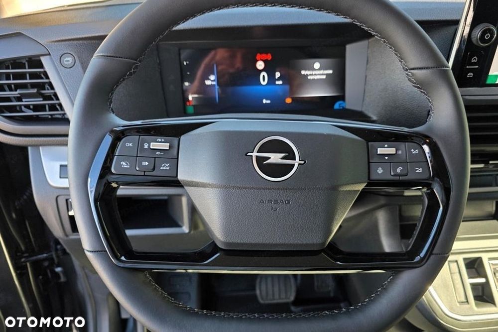 Opel Vivaro XL L2H1 EAT8 Zabudowa Byrgadowa 2.2 150KM - 12