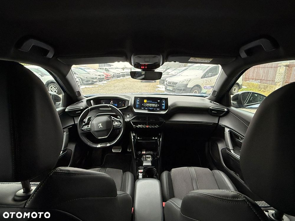 Peugeot 2008 1.2 Pure Tech GPF Allure S&S EAT6 - 22