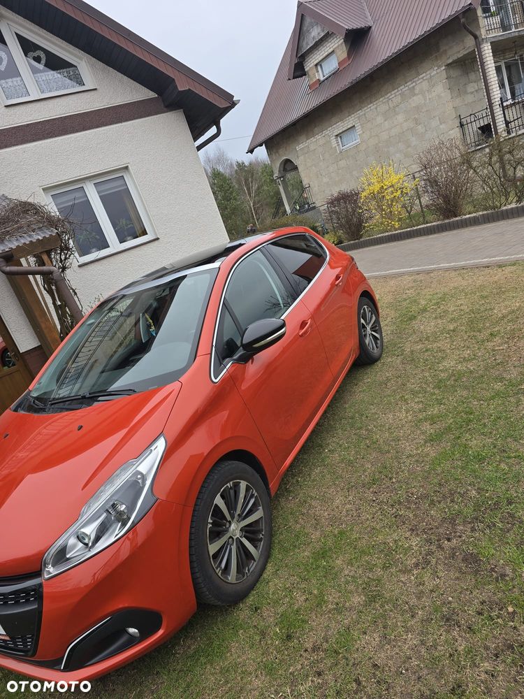 Peugeot 208 - 2