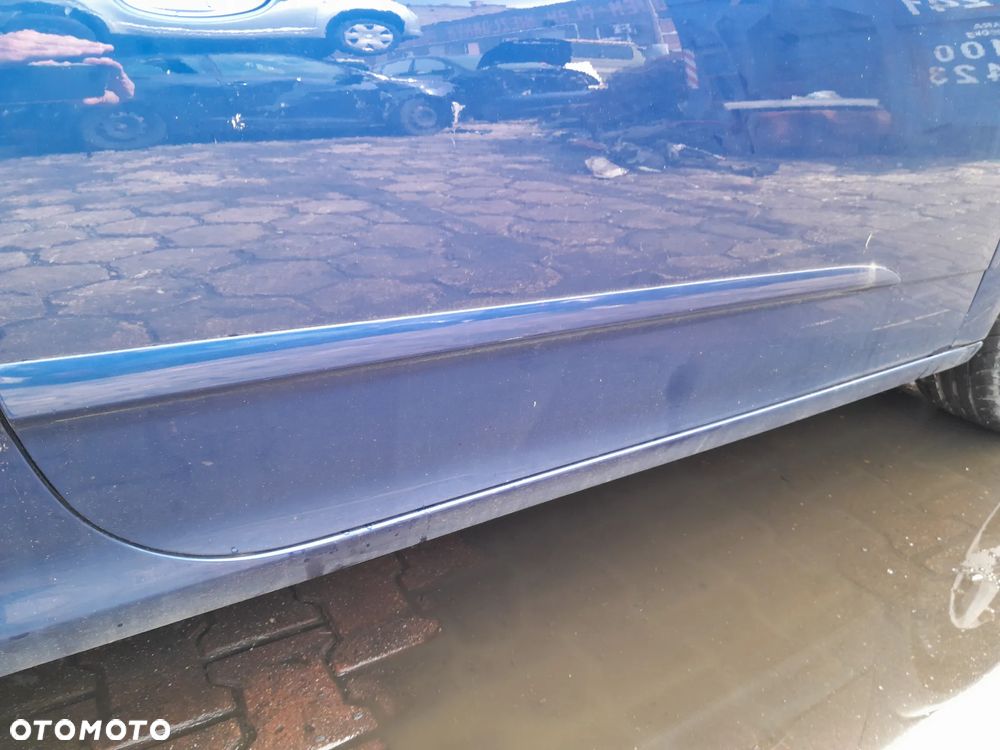 Drzwi prawe OPEL Astra H GTC 04-14r. Z21B - 3