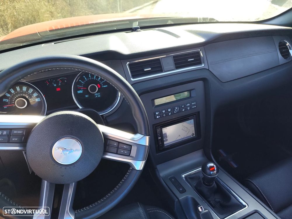 Ford Mustang - 17