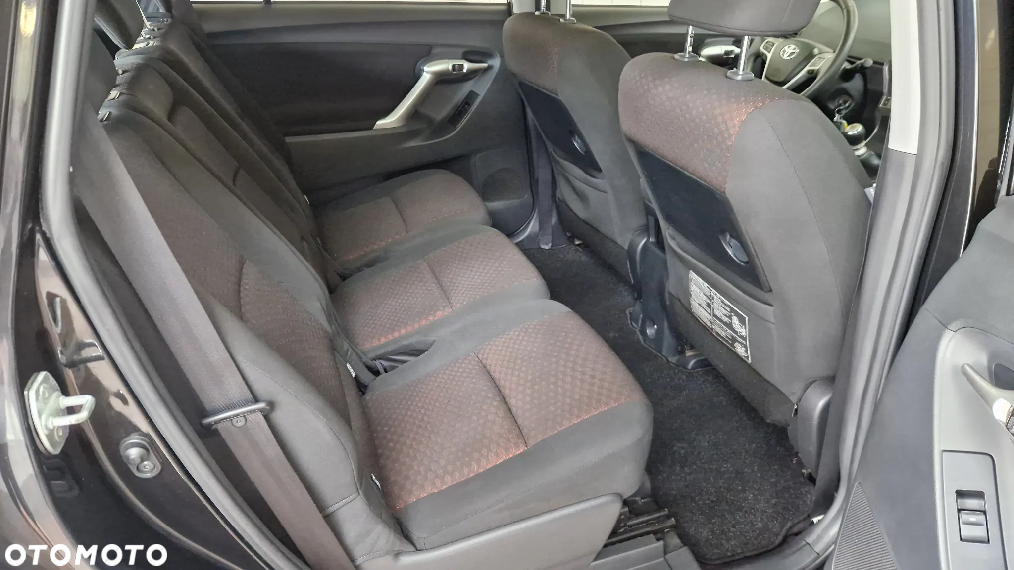 Toyota Verso 1.8 Premium EU5 - 18