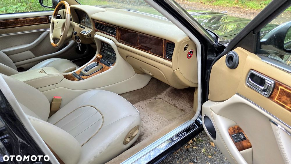Jaguar Daimler - 9