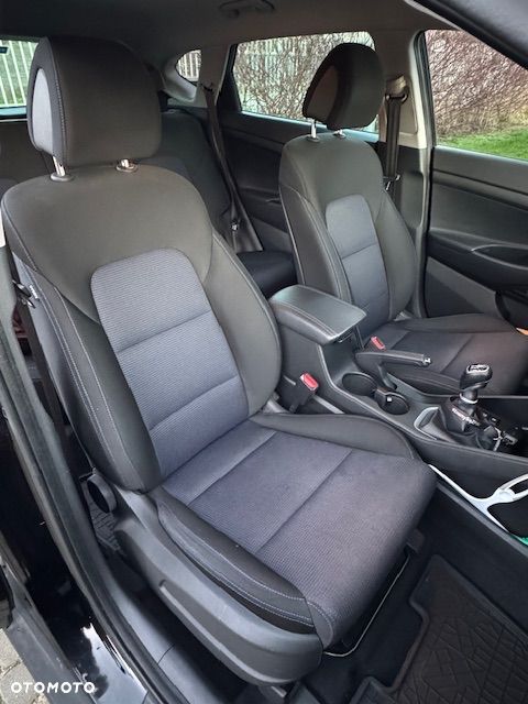 Hyundai Tucson 1.6 GDI BlueDrive Comfort 2WD - 10