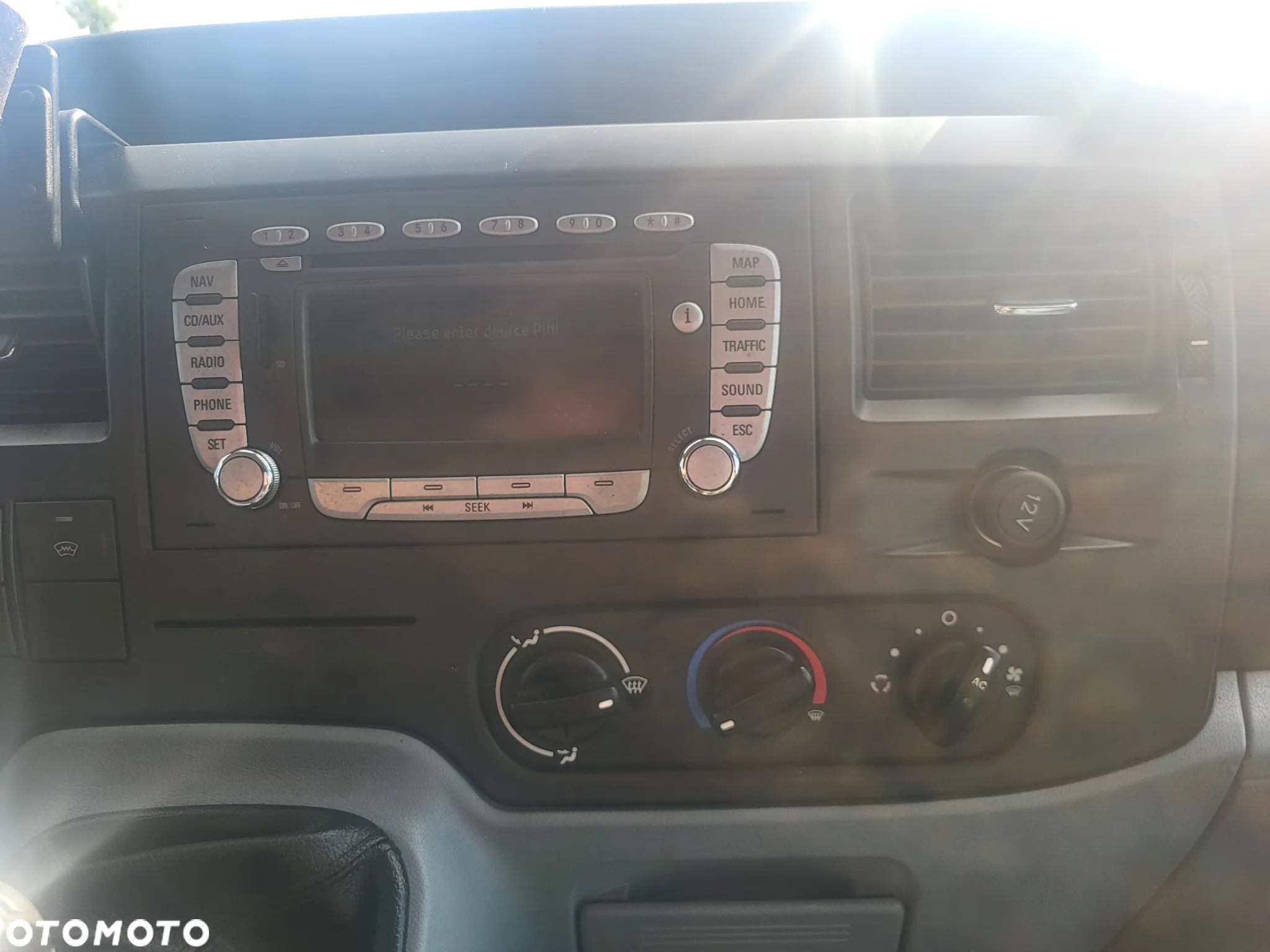 Ford Transit - 28