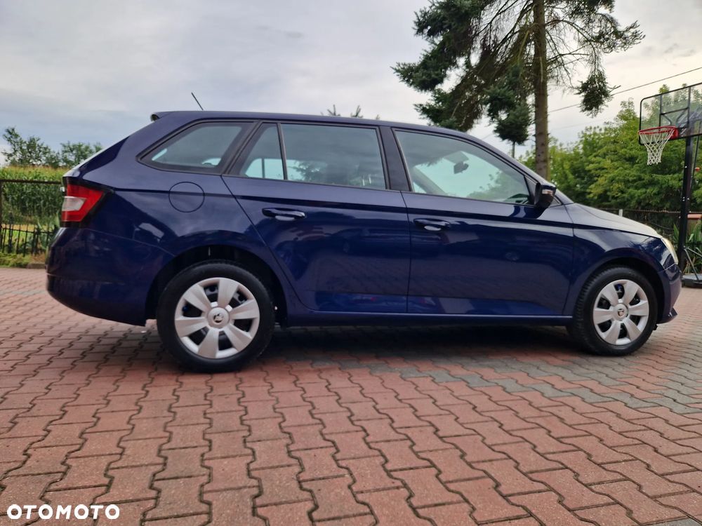 Skoda Fabia 1.2 TSI Active - 9