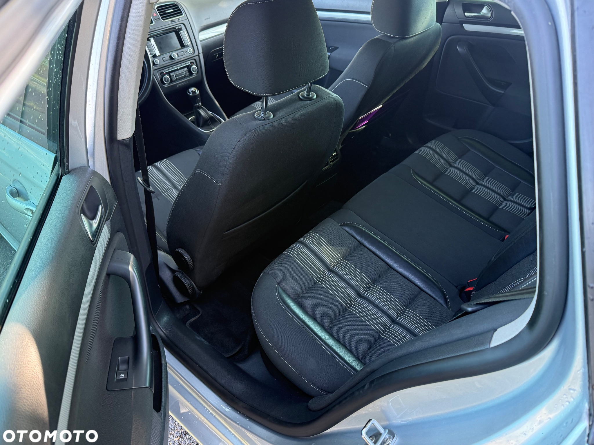 Volkswagen Golf - 12