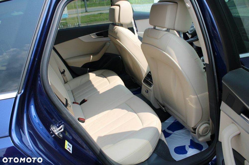 Audi A4 Allroad - 35