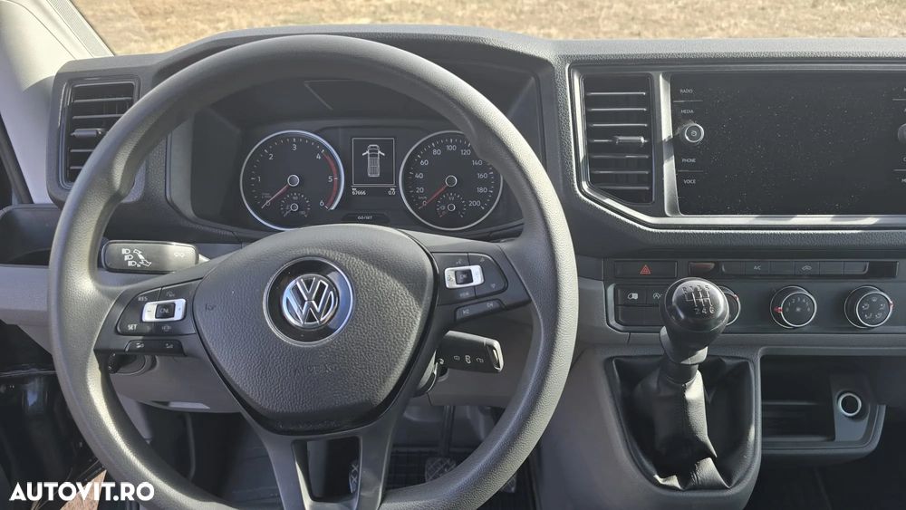 Volkswagen Crafter - 11