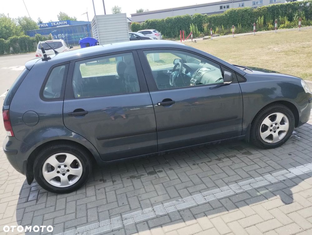 Volkswagen Polo - 1