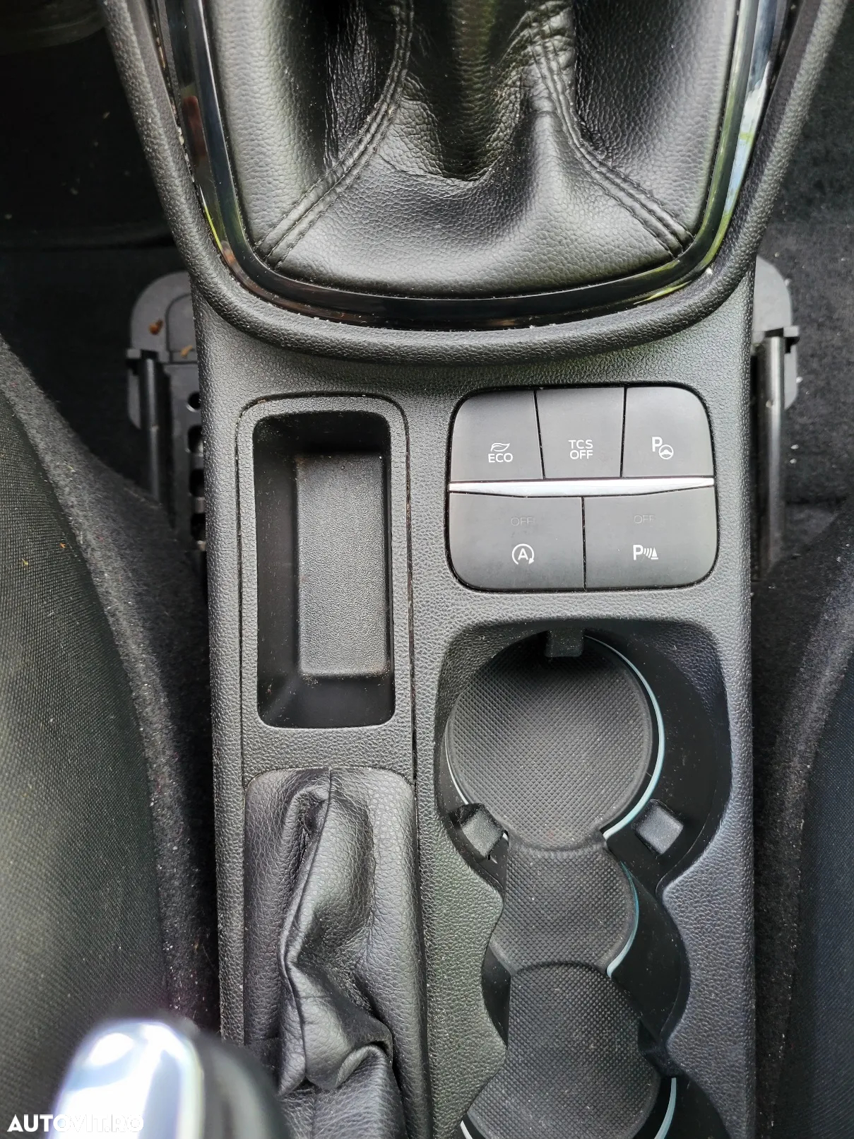 Ford Fiesta 1.5 TDCi S&S TITANIUM - 17