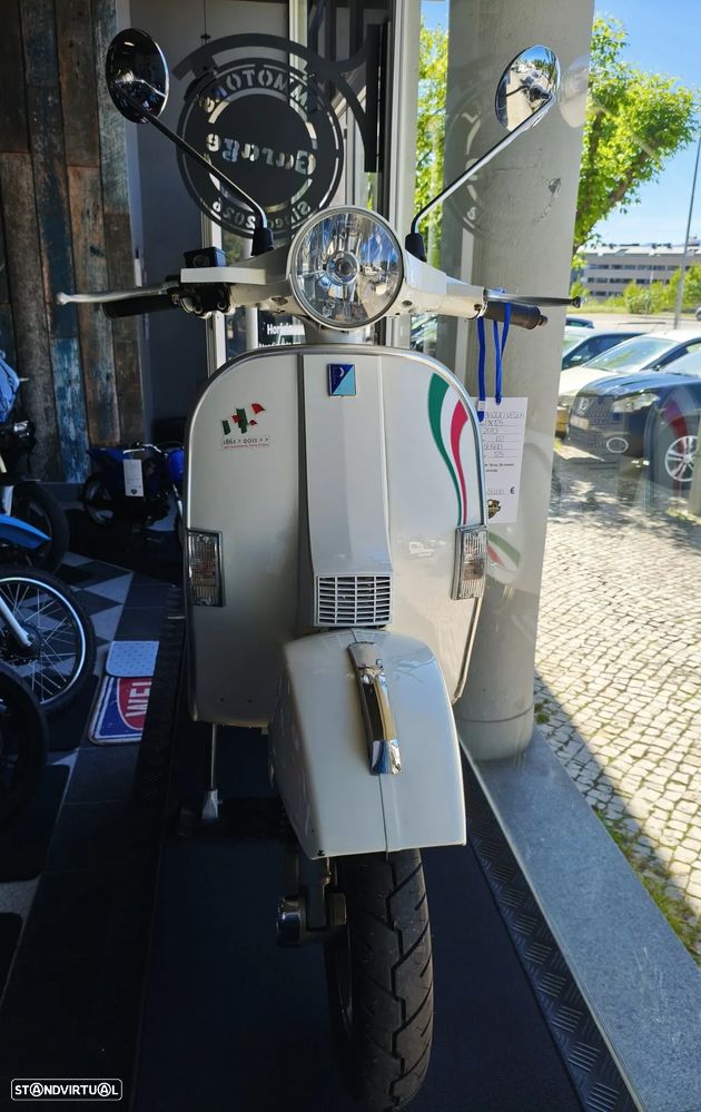 Piaggio Vespa PX Aniversário 150 - 3