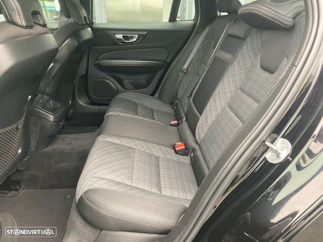 Volvo V60 B3 B DKG Core - 27