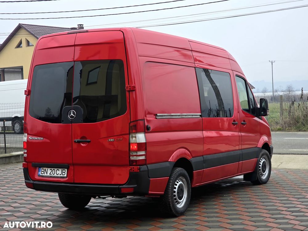 Mercedes-Benz Sprinter - 4