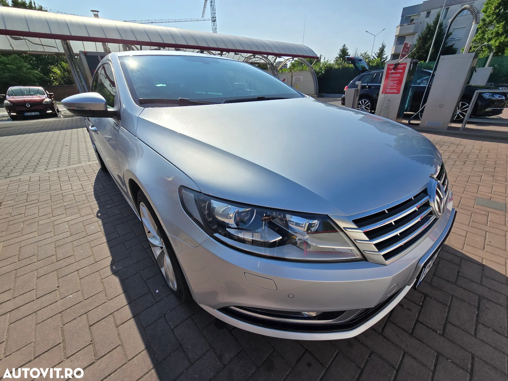 Volkswagen Passat CC 2.0 TDI BlueMotion Technology DSG - 2