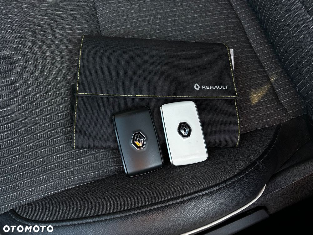 Renault Clio TCe 100 INTENS - 30