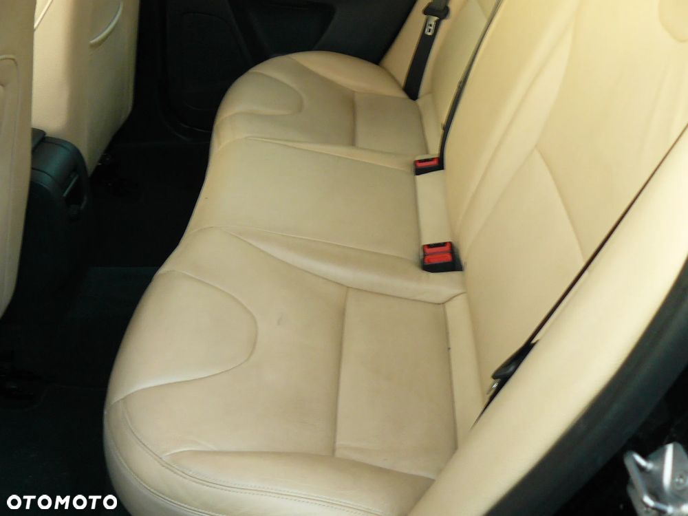 Volvo XC 60 D3 Momentum - 19