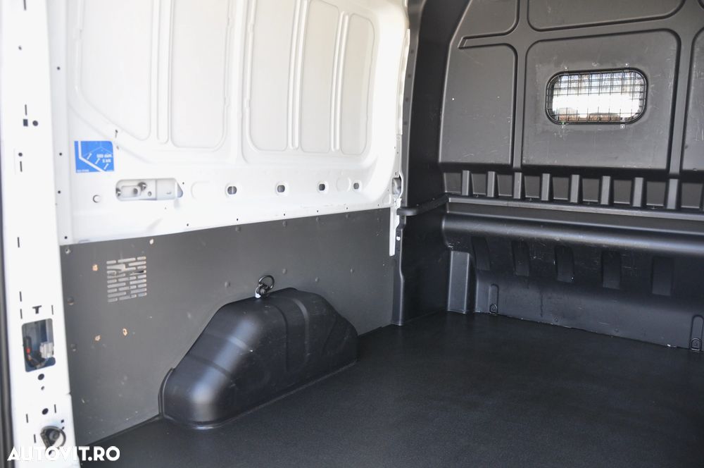 Ford Transit L3H2 Doka 5 Locuri - 8