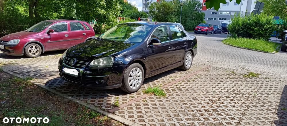 Volkswagen Jetta 1.6 Comfortline - 2