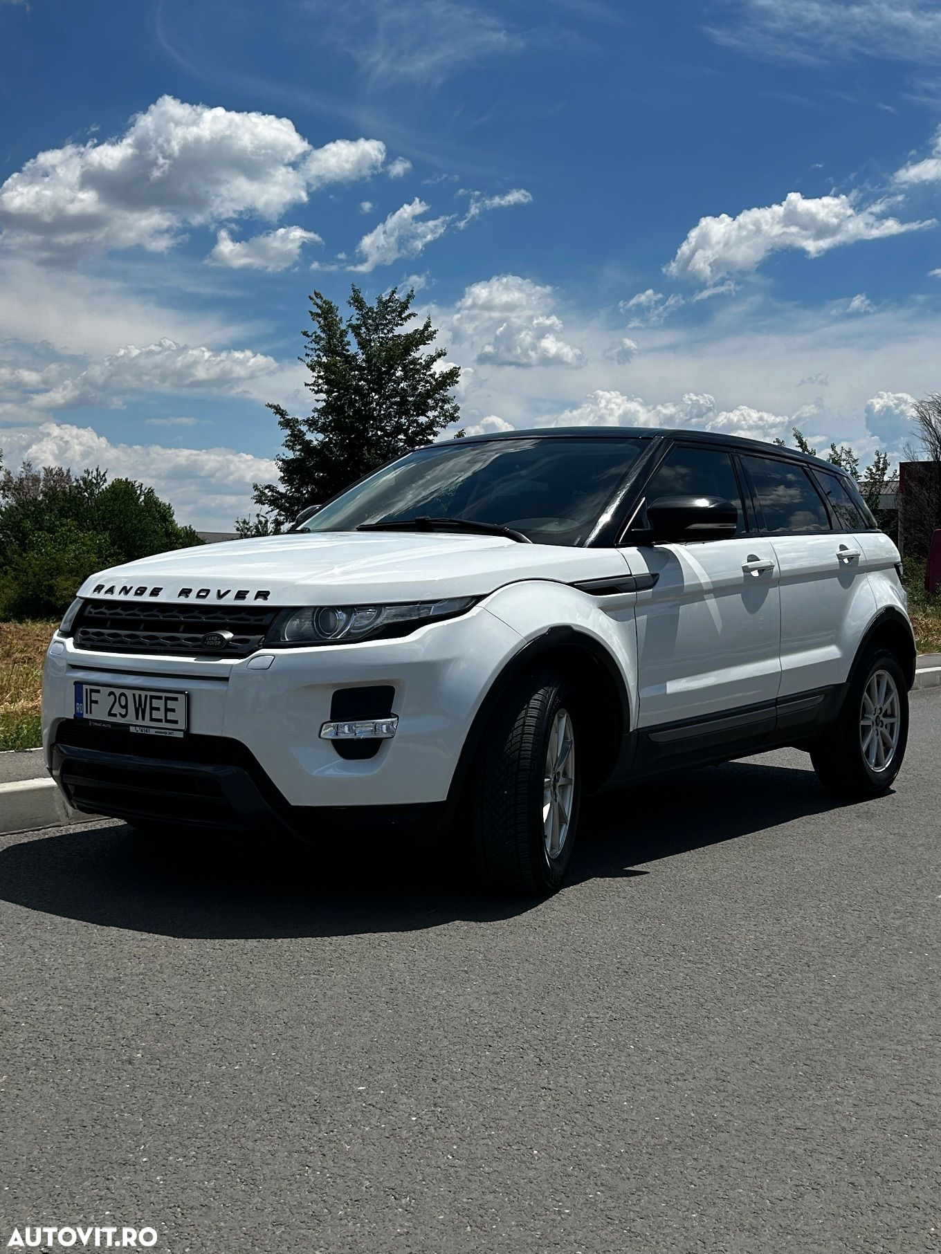 Land Rover Range Rover Evoque - 1