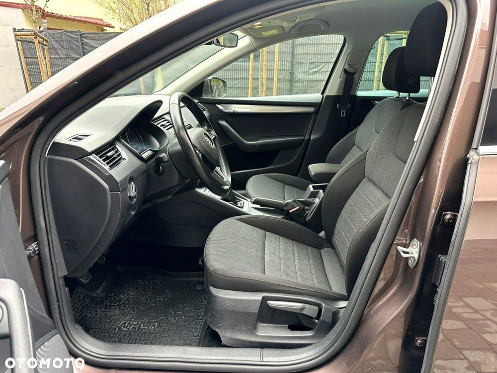 Skoda Octavia 1.4 TSI Style - 12