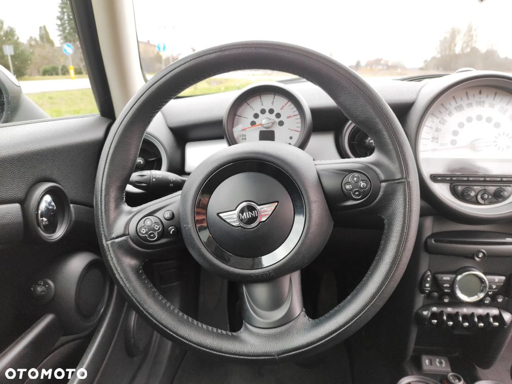 MINI Clubman Cooper D - 8