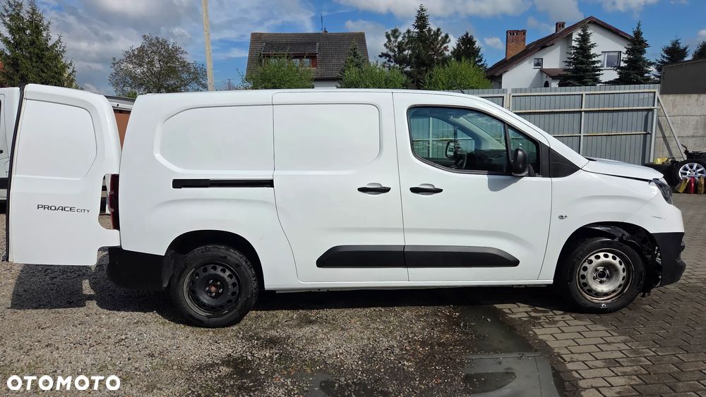 Toyota Proace city - 9